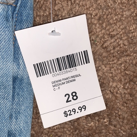 HOST PICK!! Forever 21 Jeans - Picture 3 of 5